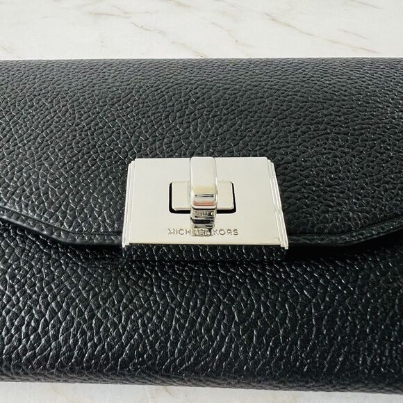 MICHAEL KORS Cassie Black Leather Large Tri-Fold Continental Wallet - Picture 2 of 7